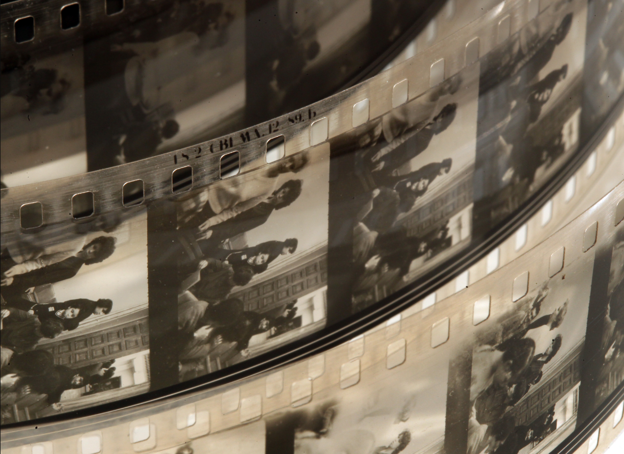 Рисунок 3. 35 мм кинопленка.